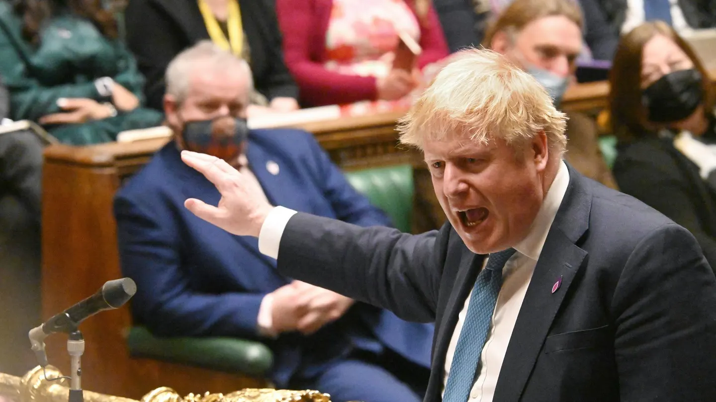 Boris Johnson se reafirma en su intención de no dimitir por el escándalo de las fiestas en Downing Street Boris Johnson se reafirma en su intención de no dimitir por el escándalo de las fiestas en Downing Street