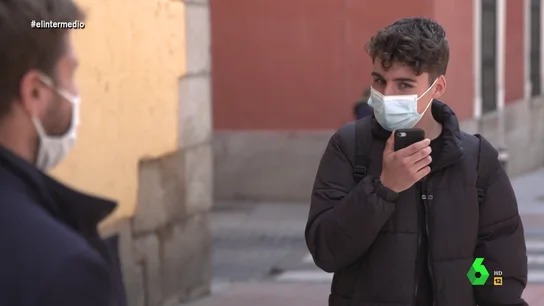 La reacción de un joven al darse cuenta en El Intermedio de que no conoce tanto a su padre como creía La reacción de un joven al darse cuenta en El Intermedio de que no conoce tanto a su padre como creía
