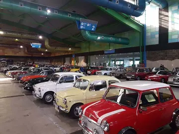 Aparcamientos de clásicos en Retro Málaga Aparcamientos de clásicos en Retro Málaga