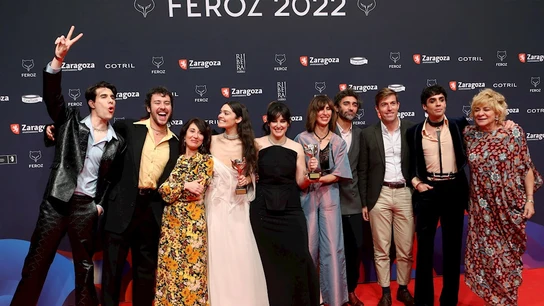 Gran triunfo de la serie Cardo en los Premios Feroz 2022 Gran triunfo de la serie Cardo en los Premios Feroz 2022