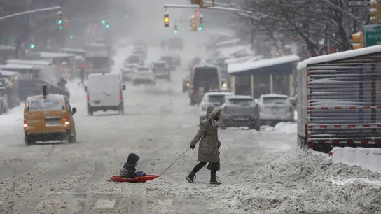 Nueva York en estado de emergencia tras una fuerte nevada Temporal en Estados Unidos