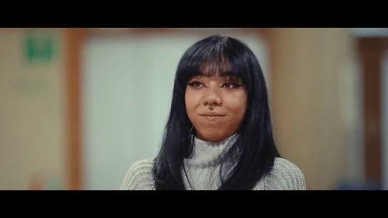 Una joven, a los que les llaman "generación de cristal": "Que hayas pasado hambre en la guerra no significa que mi problema sea menos" Una joven, a los que les llaman "generación de cristal": "Que hayas pasado hambre en la guerra no significa que mi problema sea menos"