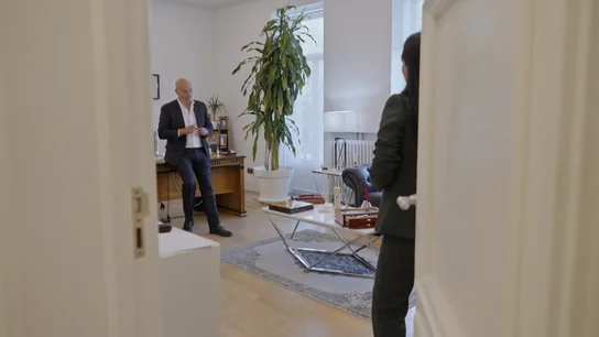 "No sé si lo vais a poder emitir": la bronca de Pedro, el jefe de Cazaherederos, que deja sin palabras a sus empleados "No sé si lo vais a poder emitir": la bronca de Pedro, el jefe de Cazaherederos, que deja sin palabras a sus empleados