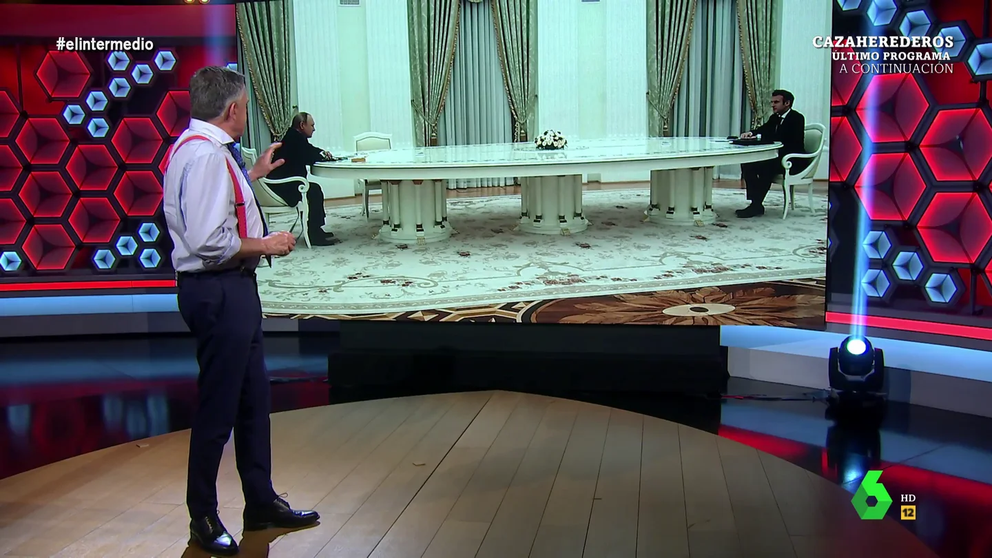 Wyoming cree que Putin muestra "su distanciamiento con la OTAN" reuniéndose con Macron "en una mesa que medía más que la frontera entre Rusia y Ucrania" Wyoming cree que Putin muestra "su distanciamiento con la OTAN" reuniéndose con Macron "en una mesa que medía más que la frontera entre Rusia y Ucrania"