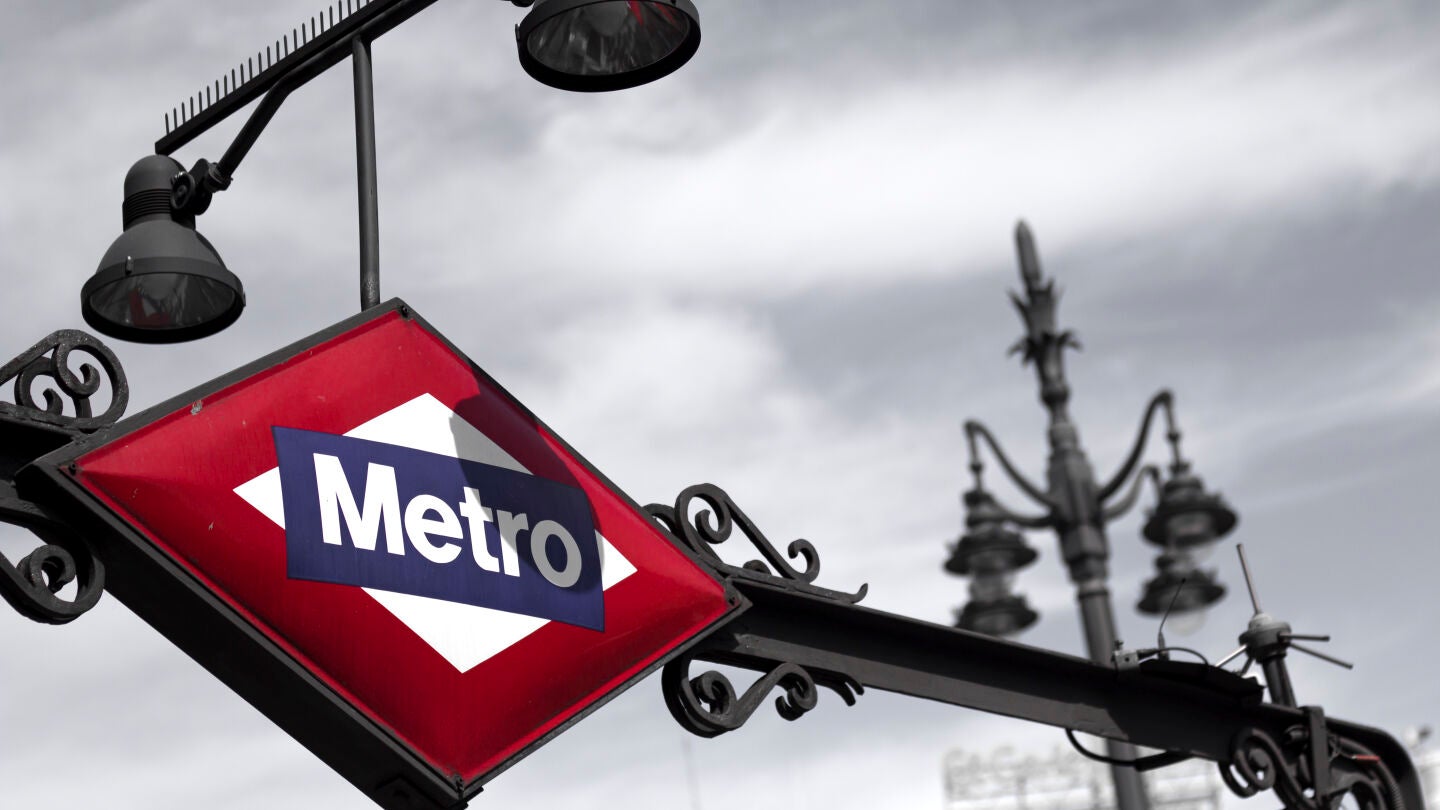 Cartel de una estaci&oacute;n de Metro de Madrid