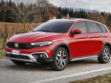 El Fiat Tipo Cross Wagon llega al mercado español El Fiat Tipo Cross Wagon llega al mercado español