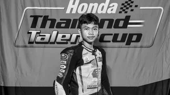 Thannaphet Kusuwan Thannaphet Kusuwan