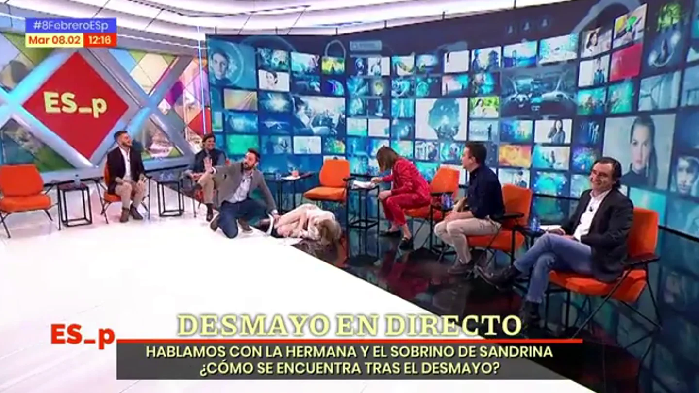 El momento en el que Susanna Griso se 'desmaya' durante una entrevista El momento en el que Susanna Griso se 'desmaya' durante una entrevista