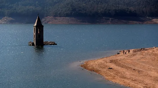 Vista del pantano de Sau, en la provincia de Barcelona Vista del pantano de Sau, en la provincia de Barcelona