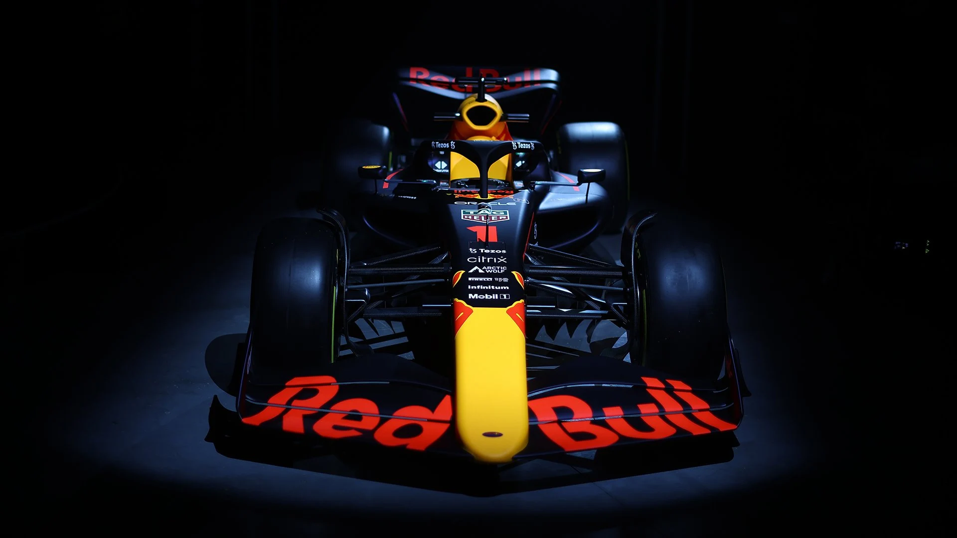 Así es el Red Bull RB18 de Max Verstappen y Sergio Pérez