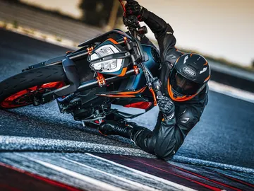 KTM 890 DUKE R KTM 890 DUKE R