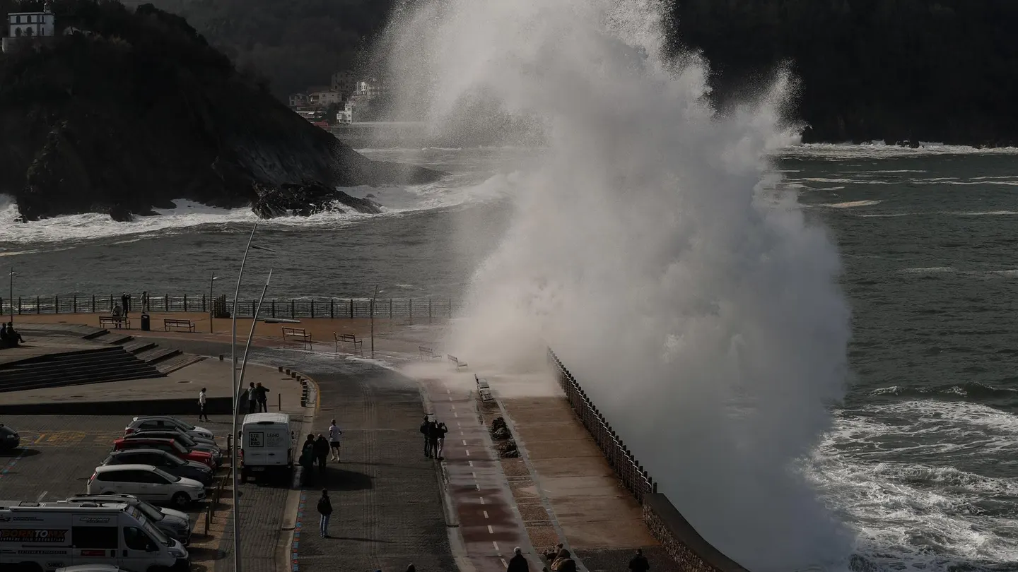 Oleaje en San Sebastián Oleaje en San Sebastián