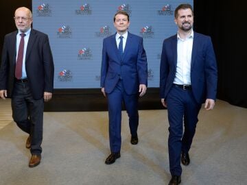 Los candidatos del PSOE, PP y Cs, Luis Tudanca, Alfonso Fernández Mañueco y Francisco Igea