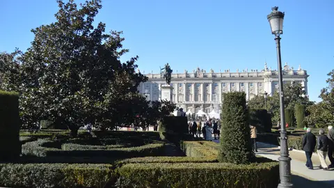 Plaza de Oriente de Madrid Plaza de Oriente de Madrid