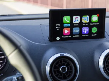 La nueva versión de Android Auto cambiará de diseño inspirándose en la competencia: Apple CarPlay La nueva versión de Android Auto cambiará de diseño inspirándose en la competencia: Apple CarPlay