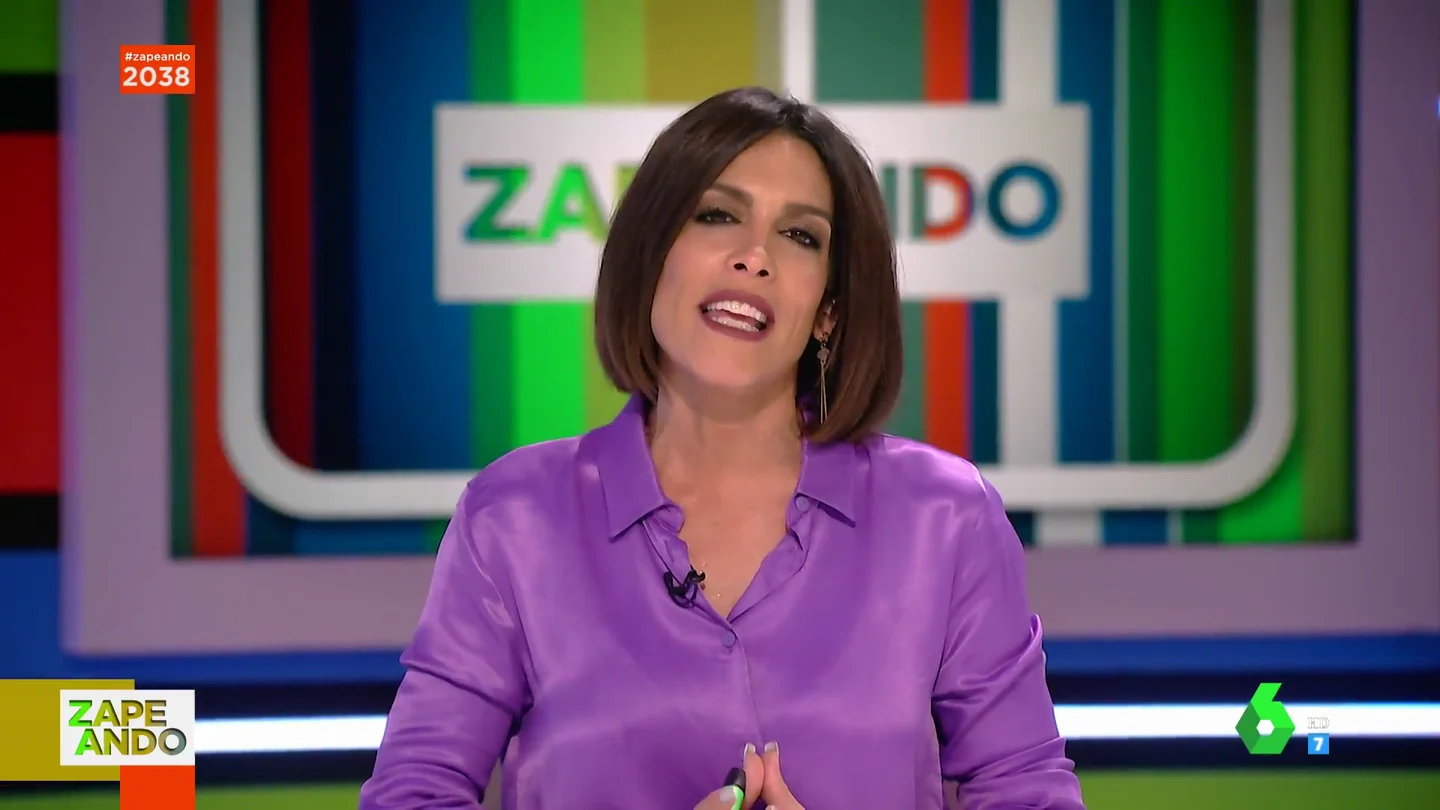 Valeria Ros y Lorena Castell y sus formas de ligar en otro idioma: ¿se han llegado a ir con un chico al que no entendían nada? Valeria Ros y Lorena Castell y sus formas de ligar en otro idioma: ¿se han llegado a ir con un chico al que no entendían nada?