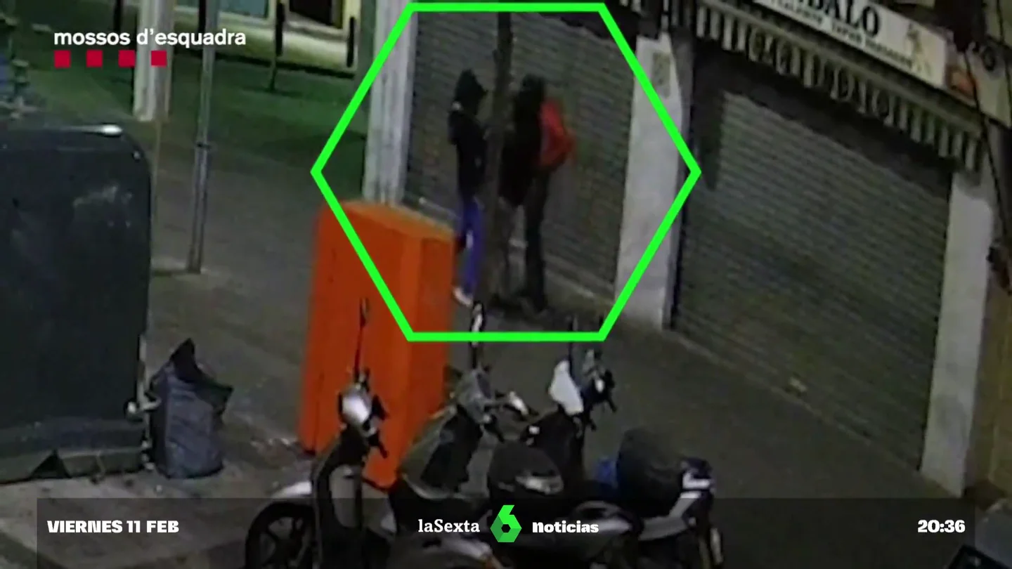 Asfixian a sus víctimas hasta dejarlas inconscientes: el peligroso método de robo del mataleón Asfixian a sus víctimas hasta dejarlas inconscientes: el peligroso método de robo del mataleón