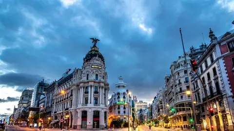 El mítico edificio Metrópolis de Gran Vía El mítico edificio Metrópolis de Gran Vía