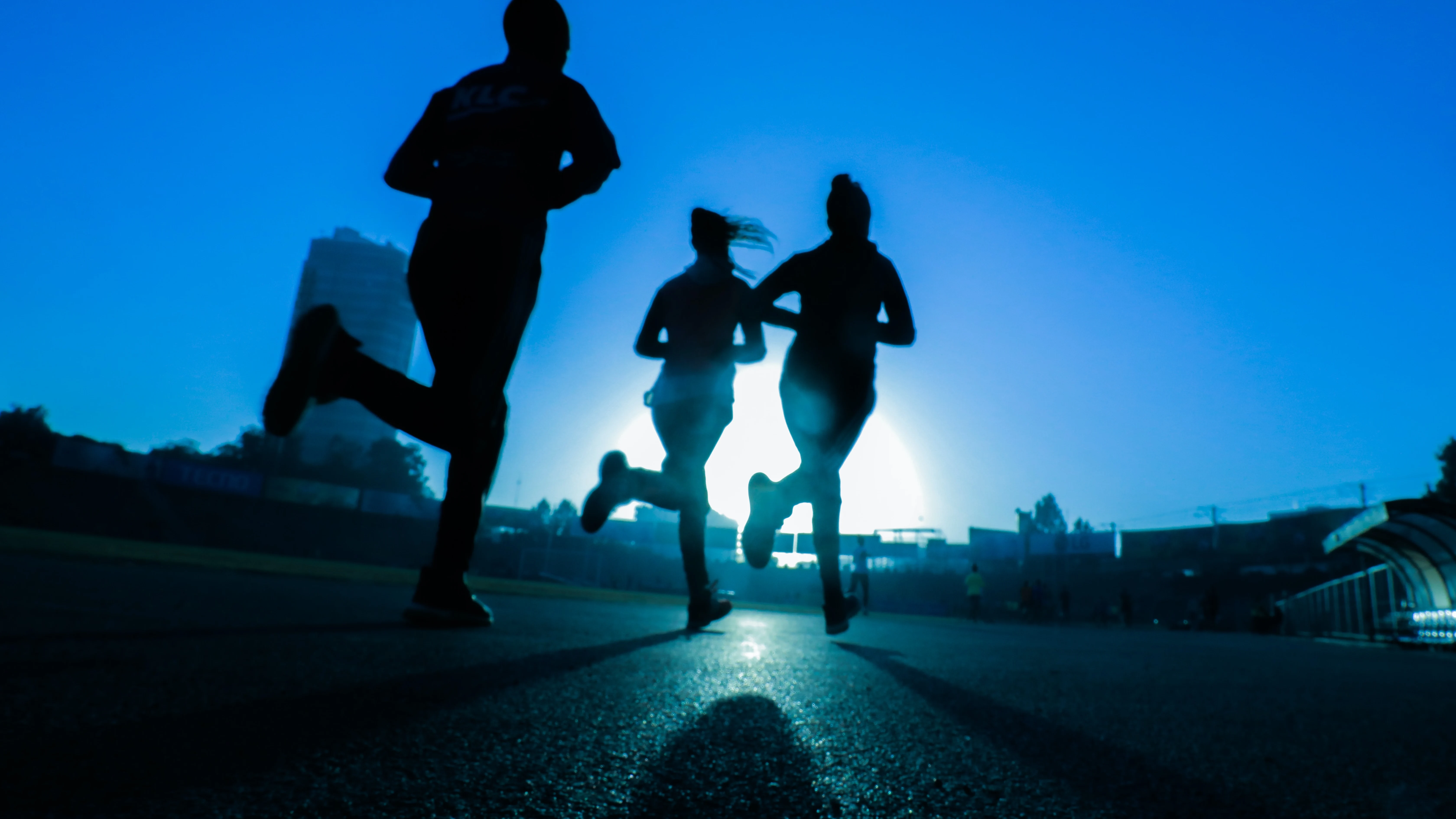 Correr y caminar (o cualquier otro ejercicio) para cuidar nuestra salud mental y no sólo para adelgazar