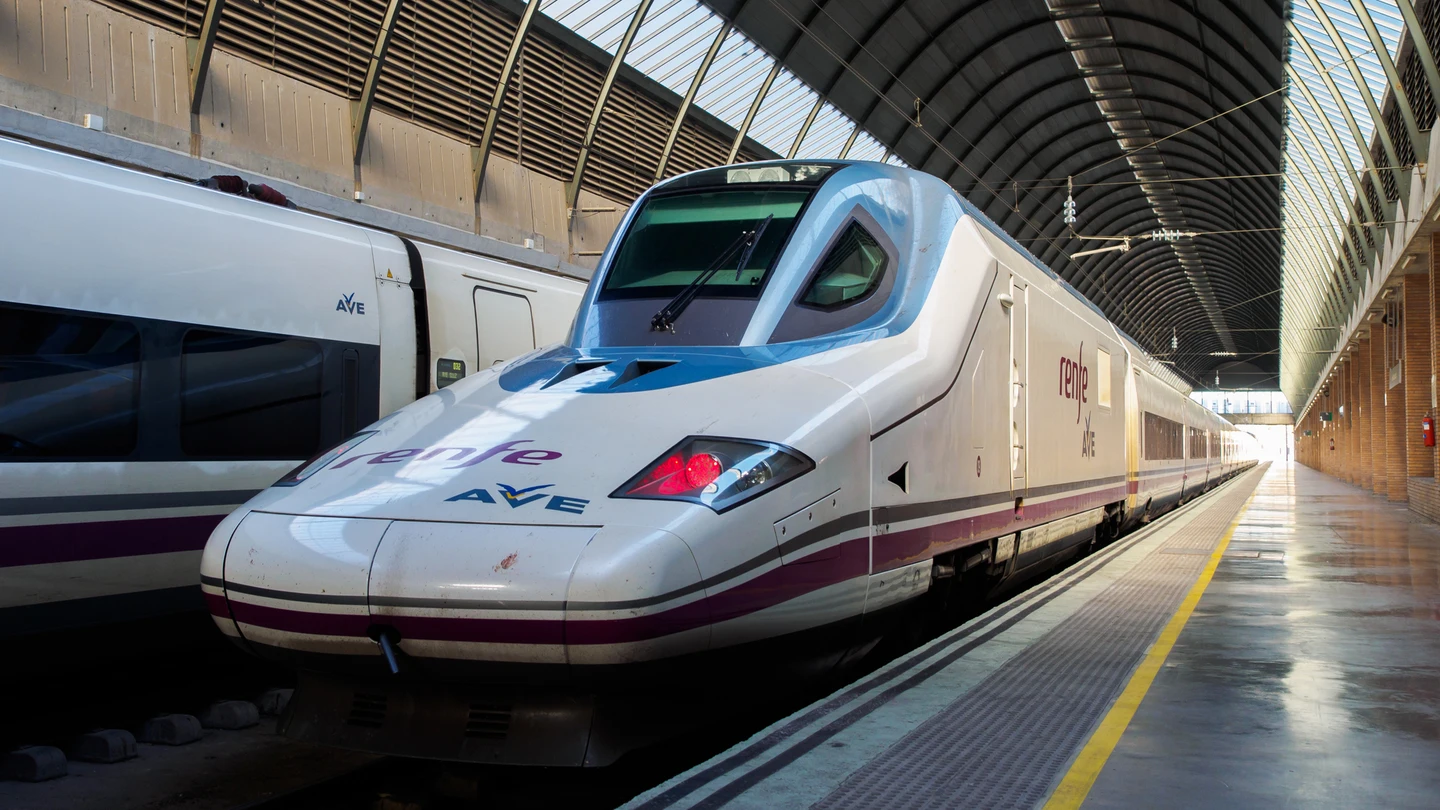Renfe AVE Renfe AVE