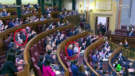 Wyoming explica por qué a Álvarez de Toledo le costó aplaudir a Casado Wyoming explica por qué a Álvarez de Toledo le costó aplaudir a Casado