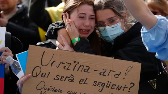 “No a la guerra”: Manifestaciones en España para frenar la invasión de Rusia a Ucrania Por la paz