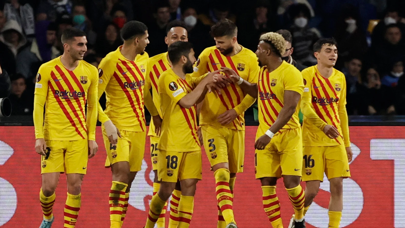 El Barça celebra un gol ante el Nápoles