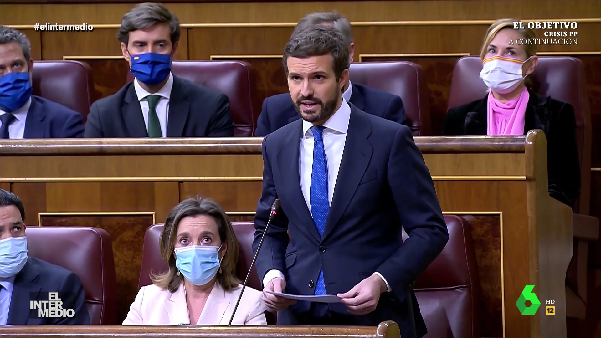 manipulado casado dimisión