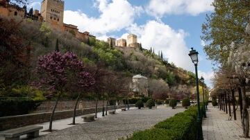 El Paseo de los Tristes, Granada