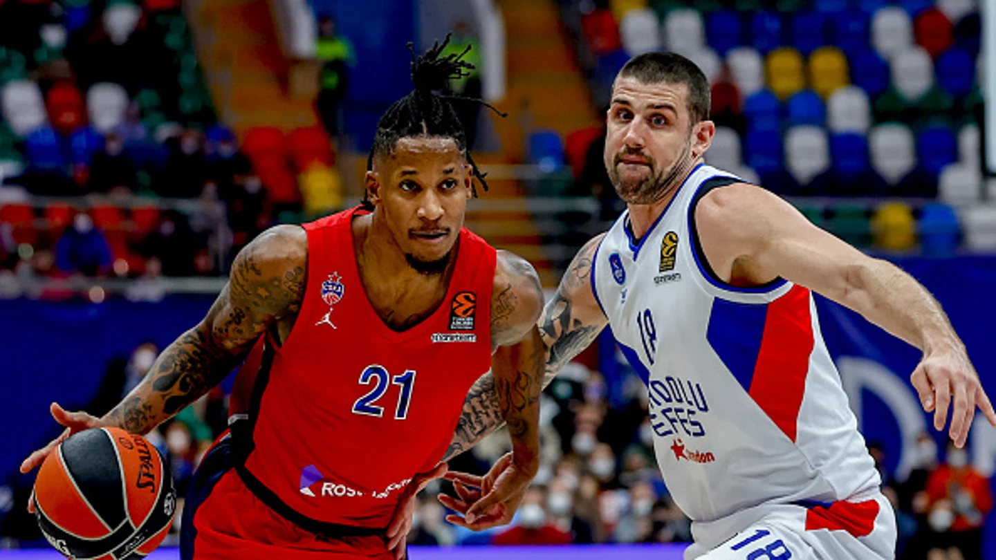 CSKA Moscú y Anadolu Efes en Euroliga CSKA Moscú y Anadolu Efes en Euroliga
