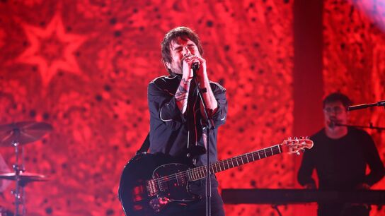 Jordi &Eacute;vole se convierte en Lori Meyers en 'Tu Cara Me Suena 9' | Antena 3