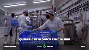 Quesos que saben a mucho más que a queso: la fábrica navarra que suma producción ecológica e inclusión social