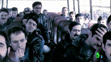 La caravana golpista del 23F: 200 guardias civiles reclutados por Tejero que llegaron al Congreso en autobuses de segunda mano