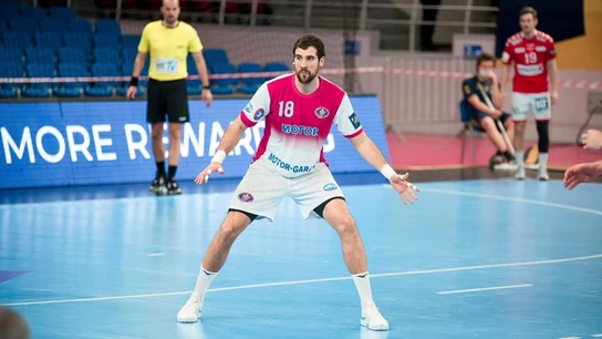 Carlos Molina, en un partido con el Motor Zaporozhye Carlos Molina, en un partido con el Motor Zaporozhye