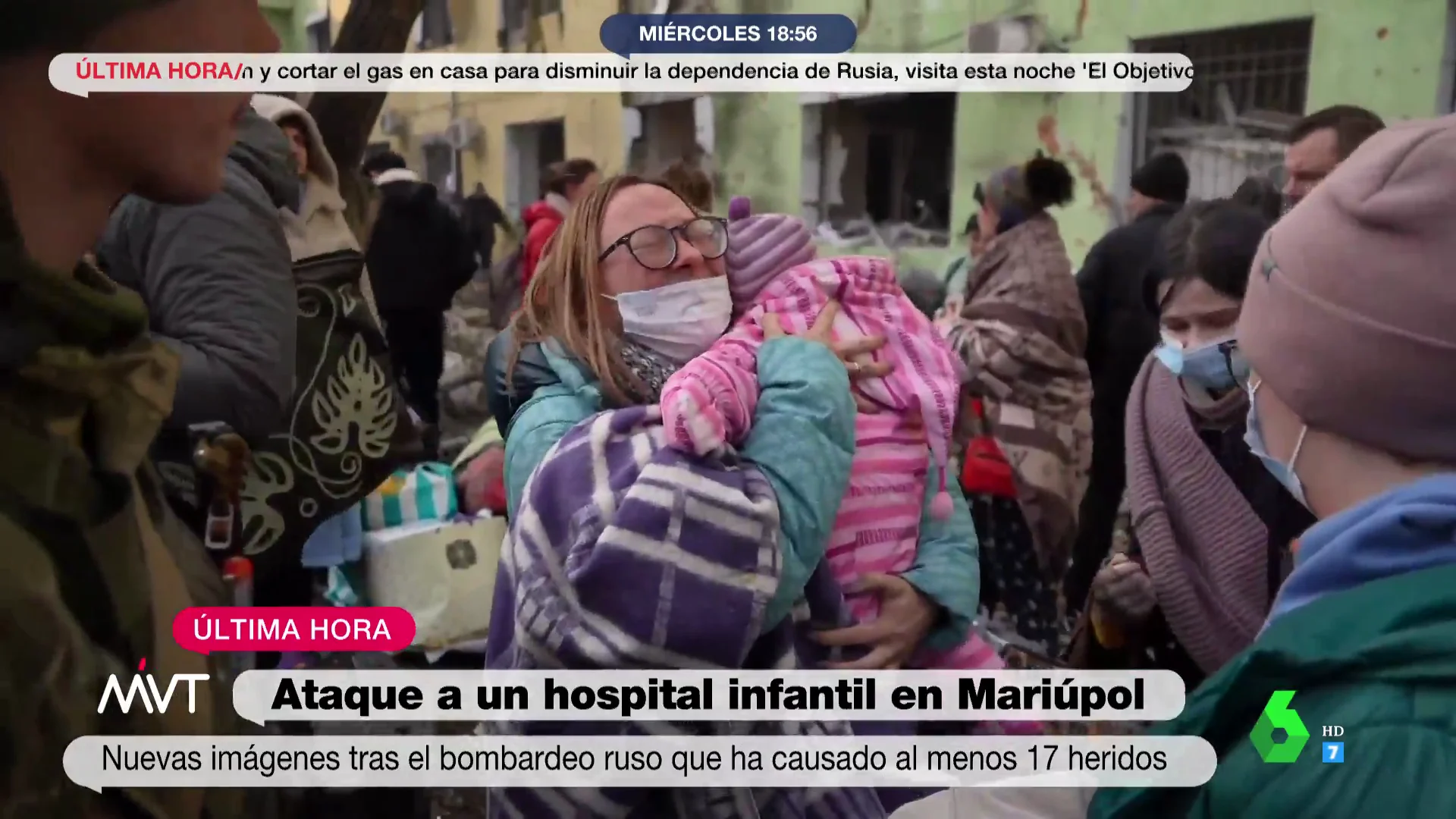 VÍDEO | Las imágenes de la desolación: así ha quedado un hospital de maternidad en Mariúpol tras un ataque ruso