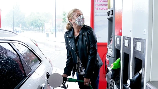 ¿Por qué sube el precio de la gasolina? ¿Por qué sube el precio de la gasolina?