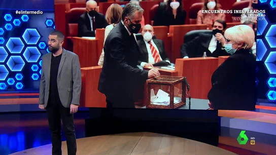 El "caserismo" irrumpe en Castilla y León: Dani Mateo explica el error al votar en las Cortes El "caserismo" irrumpe en Castilla y León: Dani Mateo explica el error al votar en las Cortes
