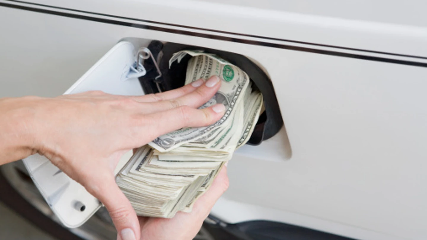 Ahorra gasolina y dinero con estos once consejos Ahorra gasolina y dinero con estos once consejos