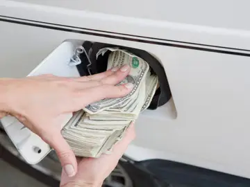 Ahorra gasolina y dinero con estos once consejos 