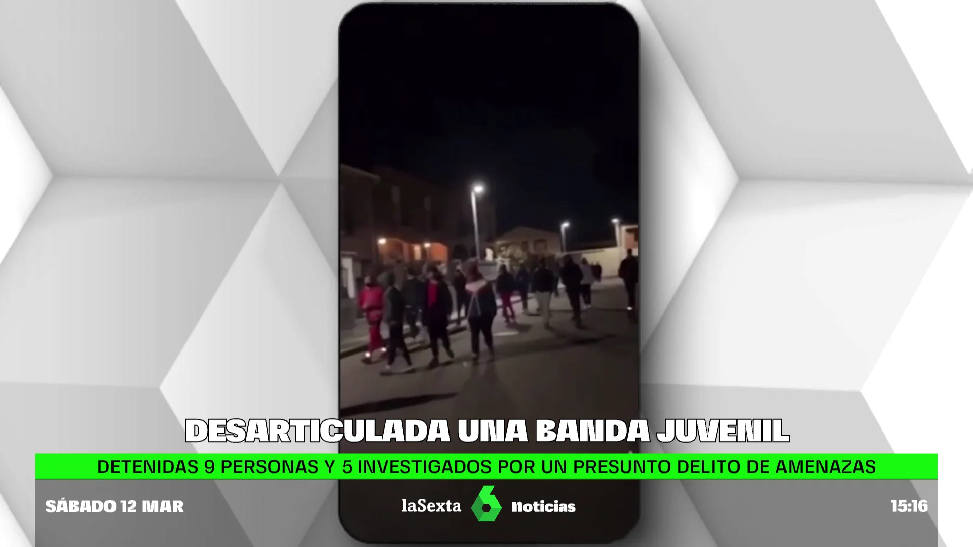 Desarticulada una banda juvenil que amenazaba a otros jóvenes con machetes