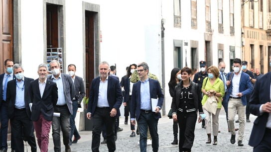 Los ministros Marlaska, Bola&ntilde;os y Rodr&iacute;guez, en La Palma