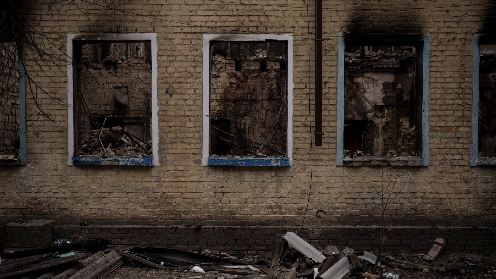 Destrozos en Irpín tras los ataques de tropas rusas