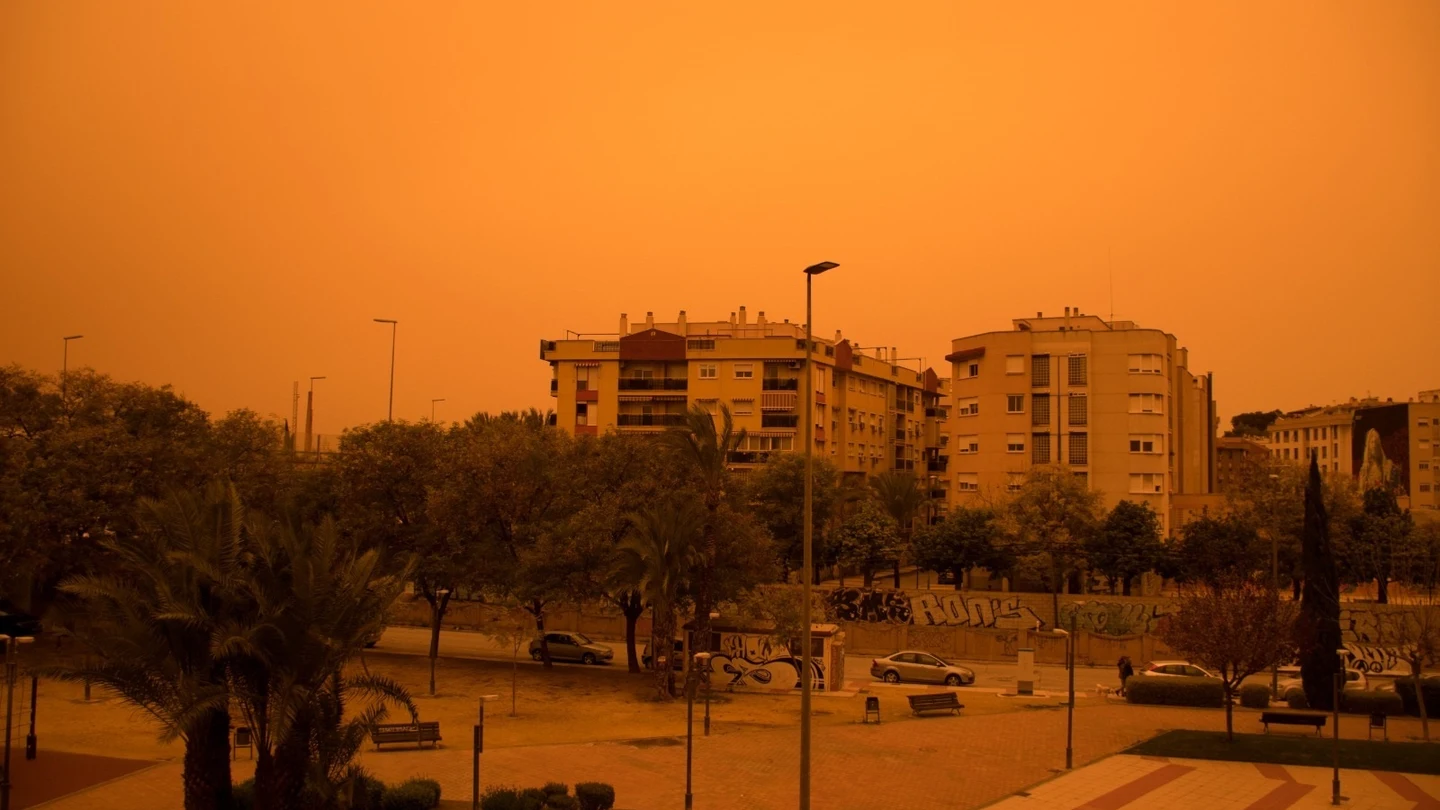 ¿Por qué está el cielo naranja? ¿Por qué está el cielo naranja?
