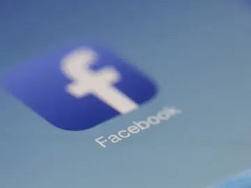 Facebook Facebook