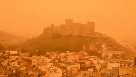 Polvo sahariano en Almería Calima