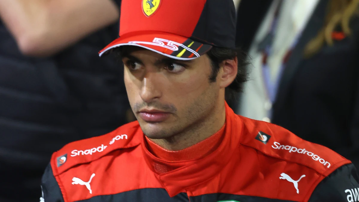 Carlos Sainz, con el equipo Ferrari