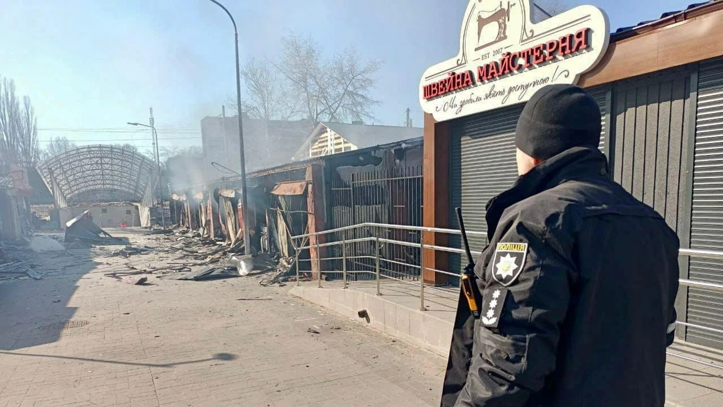 Chernígov (Ucrania), destrozada tras los bombardeos rusos Chernígov (Ucrania), destrozada tras los bombardeos rusos