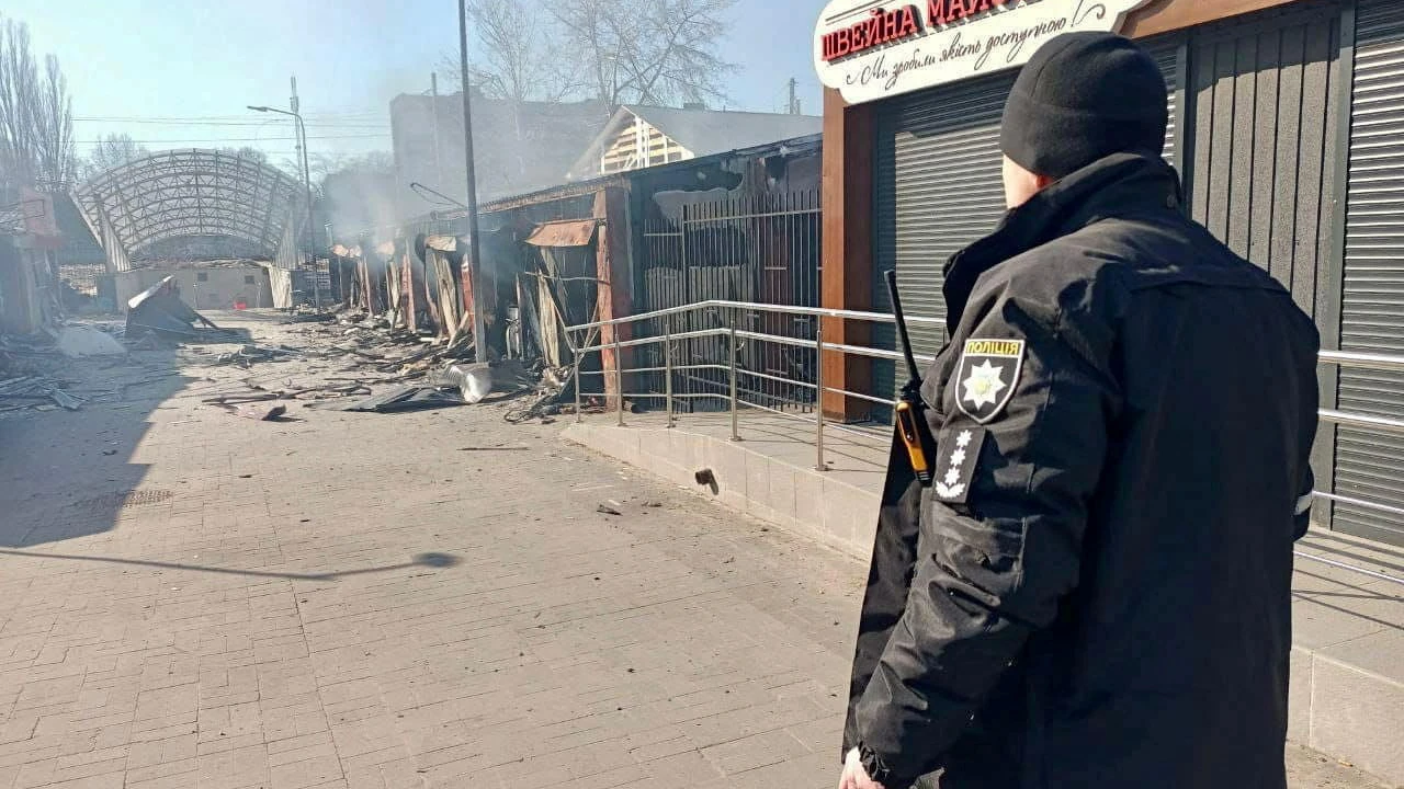 Chernígov (Ucrania), destrozada tras los bombardeos rusos Chernígov (Ucrania), destrozada tras los bombardeos rusos