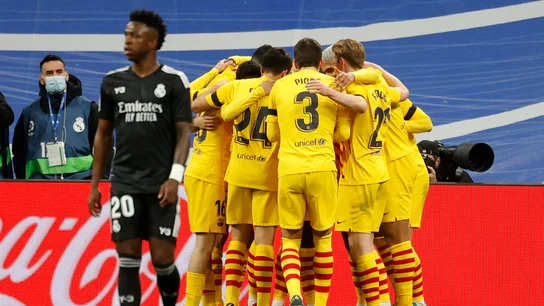 El Barça celebra un gol ante Vinicius El Barça celebra un gol ante Vinicius