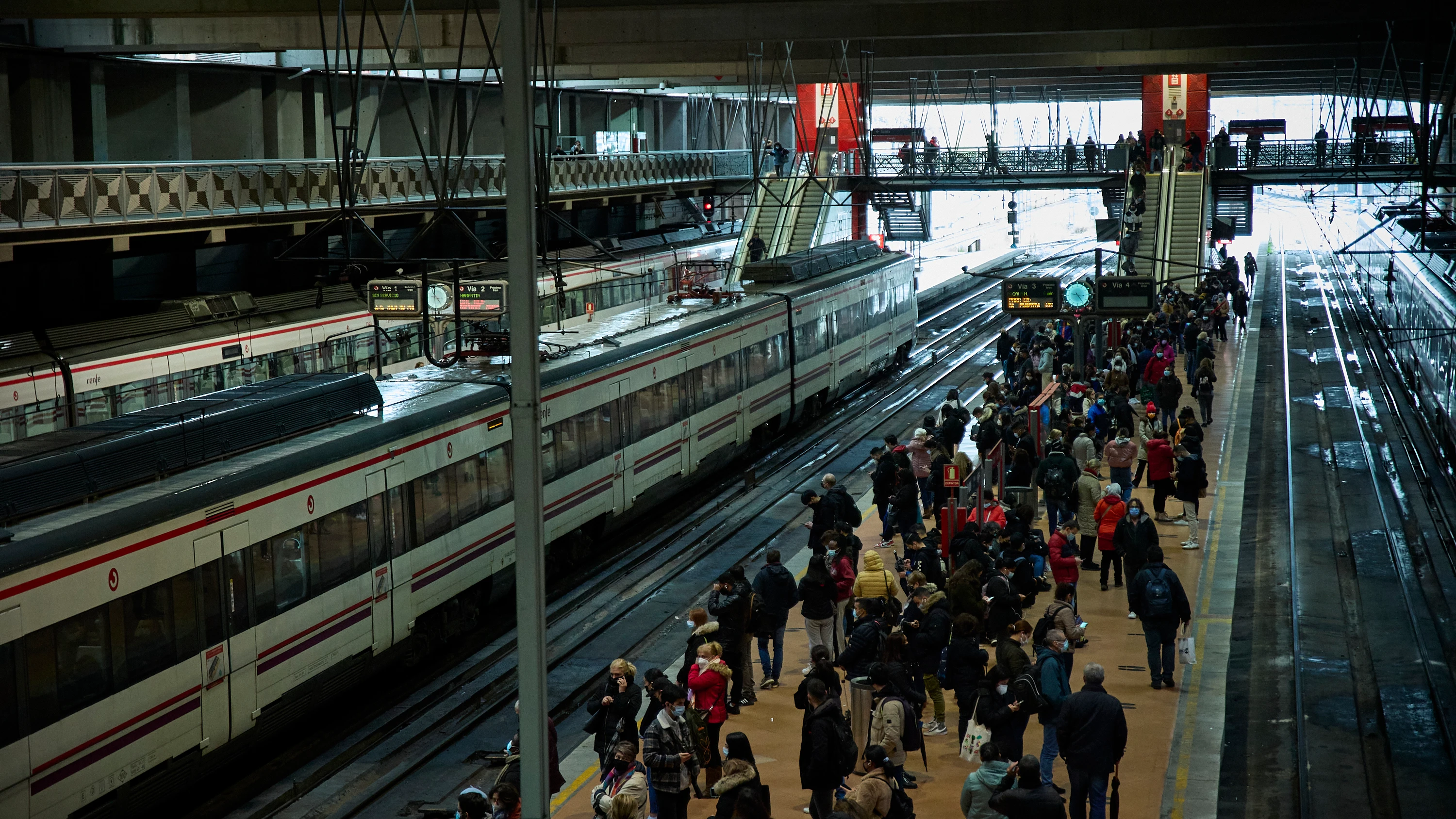 Renfe pide usar transportes alternativos 